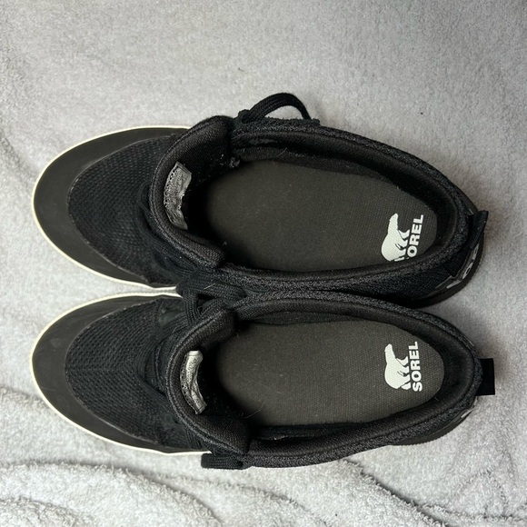 Sorel Out and About Mid Sneaker - Picture 6 of 9